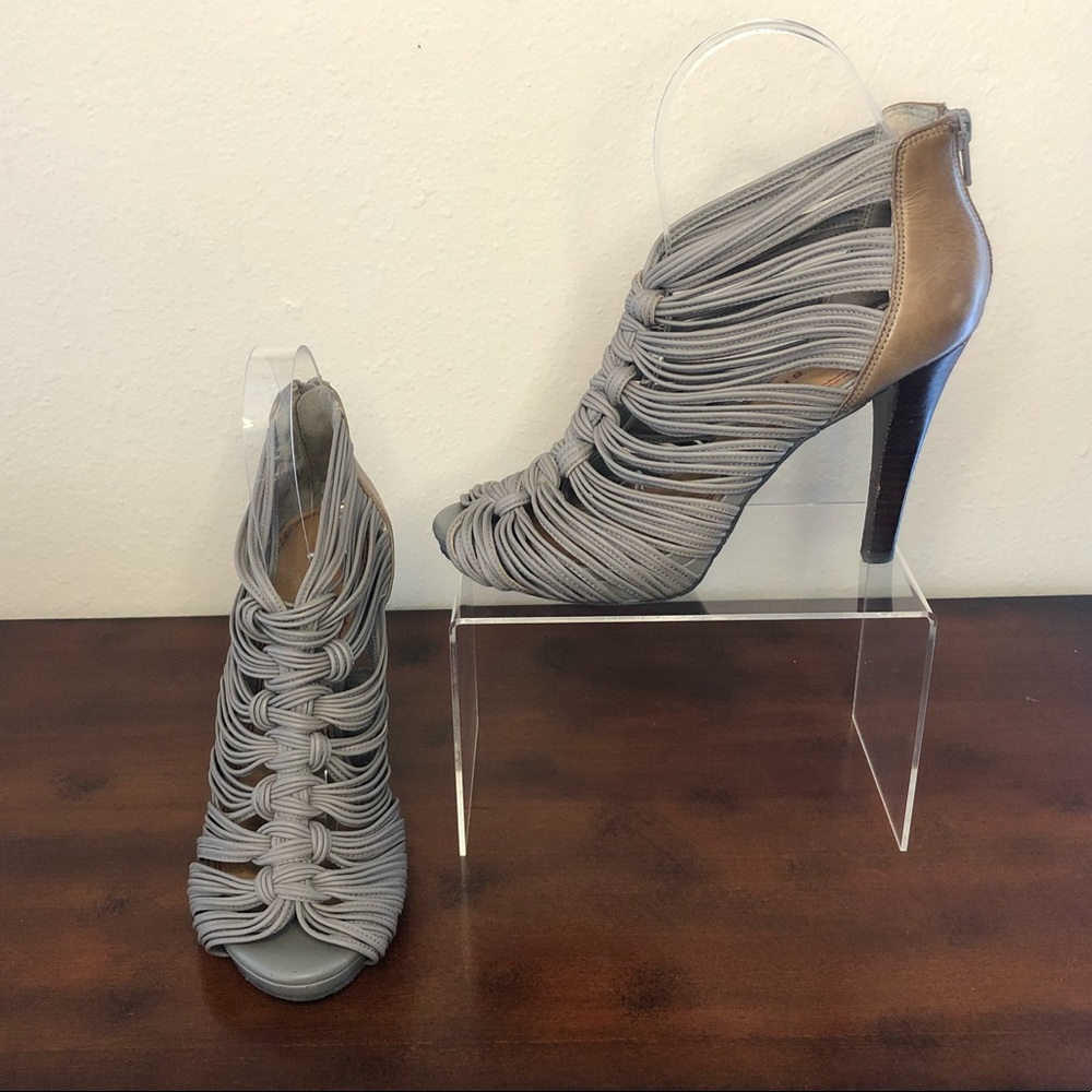 *NWOT* Gianni Bini Taupe Unique High Heels ~ Size 6.5 *FREE SHIPPING*
